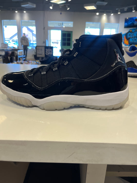Jordan 11 Retro Jubilee *TRIED ON*